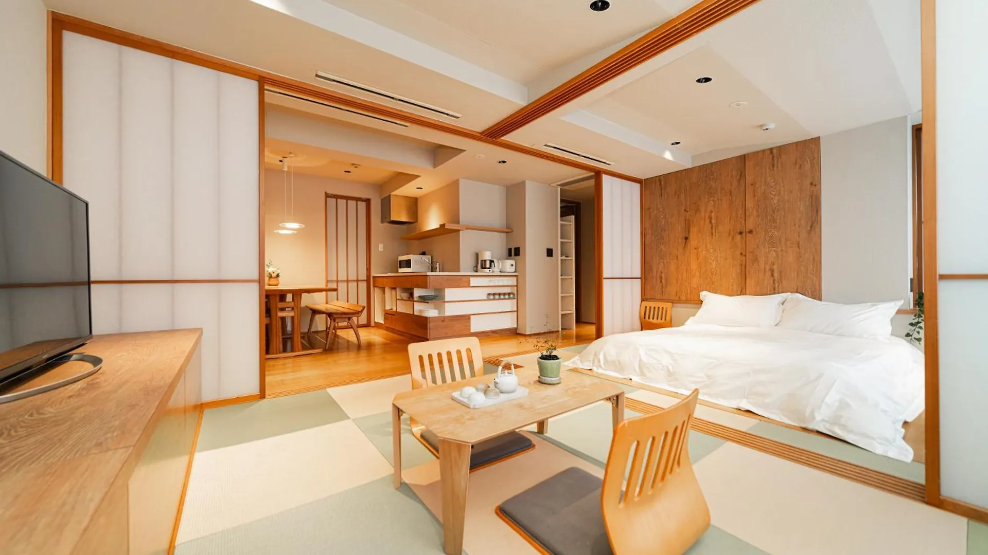 Solvana Akasaka Tokyo 3*,